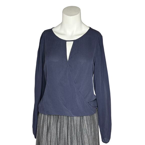 Theory Saleya Aija 100% Silk Crepe Blouse Women's Medium in Navy - Picture 1 of 6